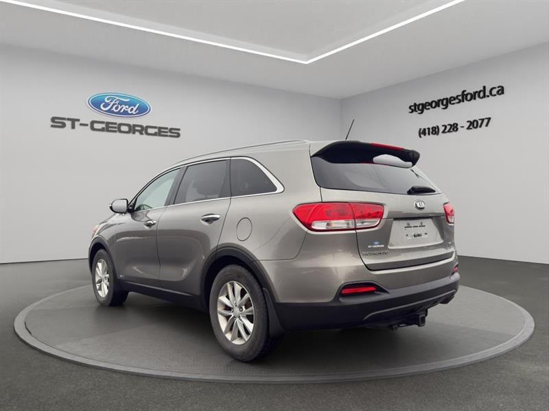 kia Sorento 2016 - 3
