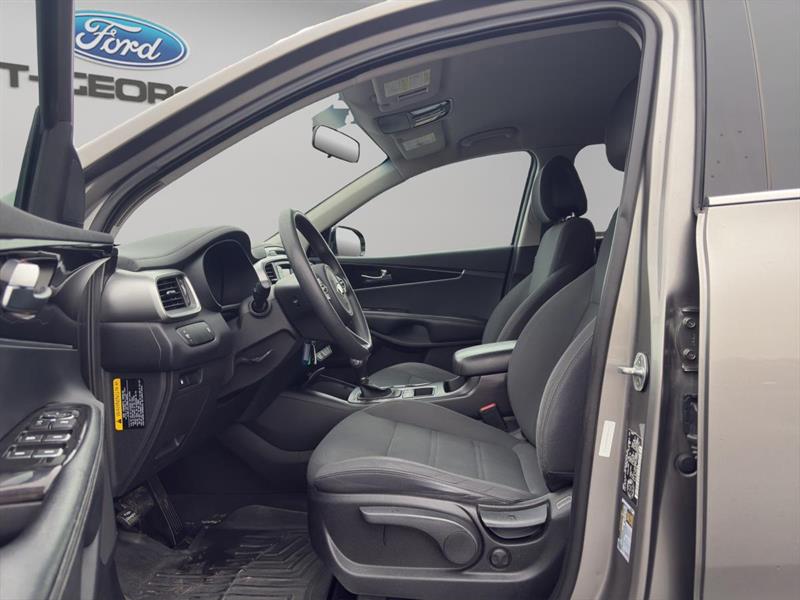 kia Sorento 2016 - 9