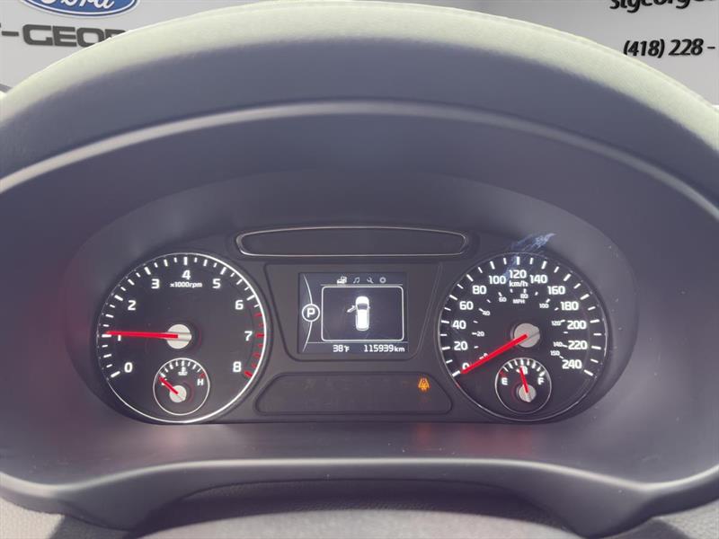 kia Sorento 2016 - 11