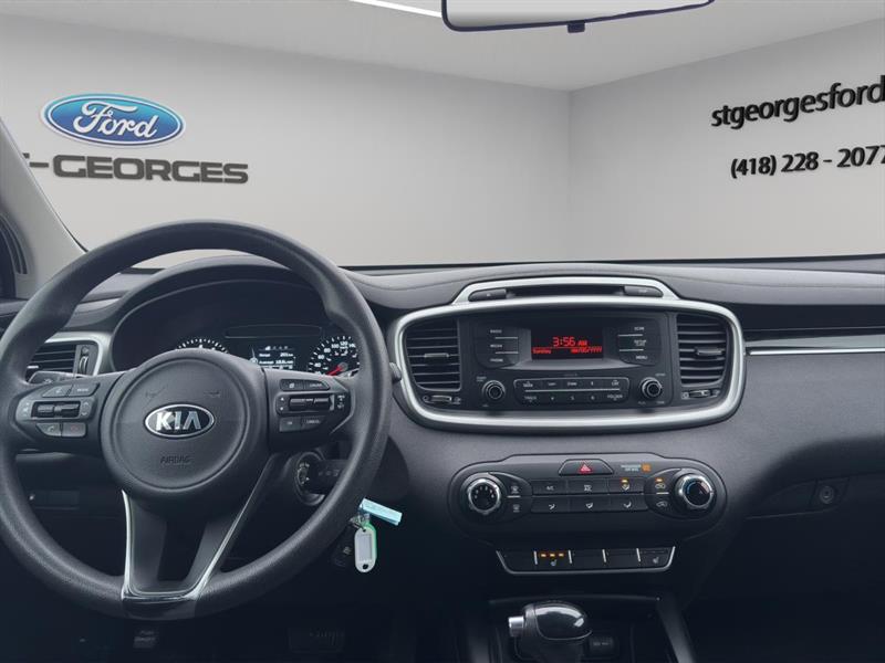 kia Sorento 2016 - 12