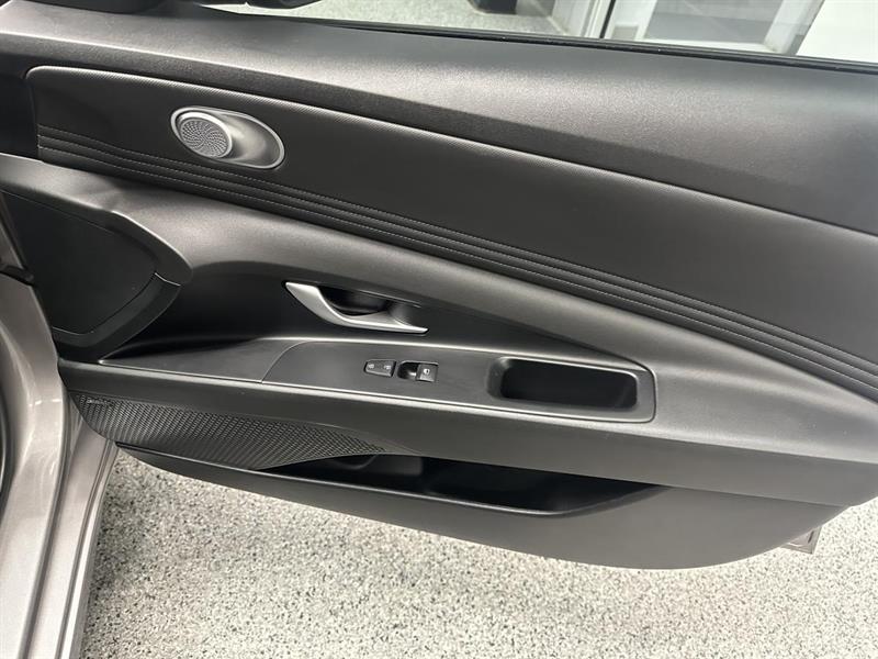 hyundai Elantra 2023 - 14