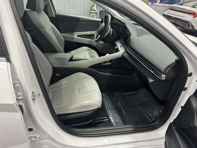 hyundai Elantra hybride 2023 - 15