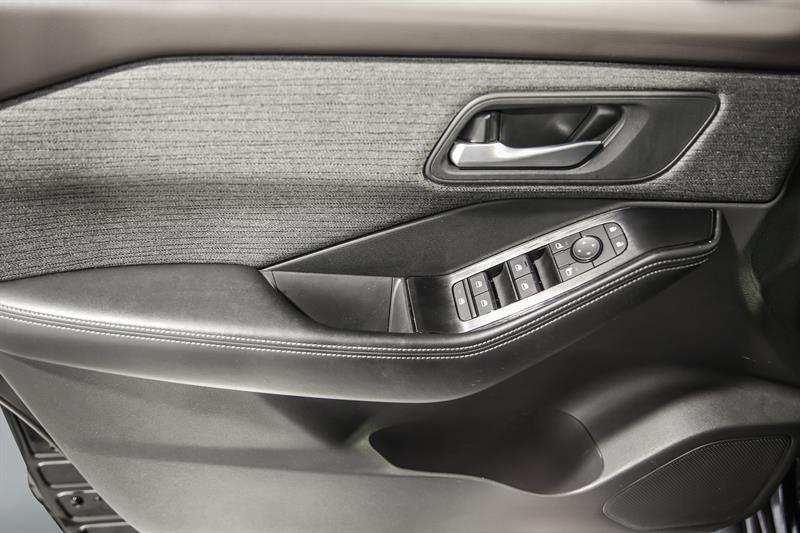 nissan Rogue 2021 - 12