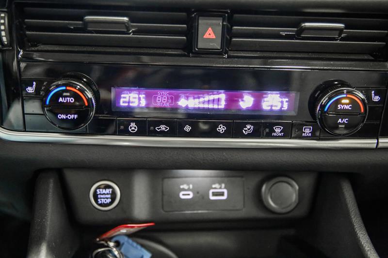 nissan Rogue 2021 - 24