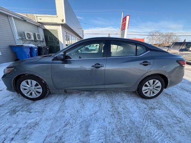 nissan Sentra 2023 - 3