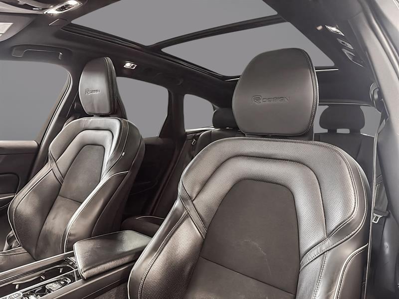 volvo XC60 2019 - 11