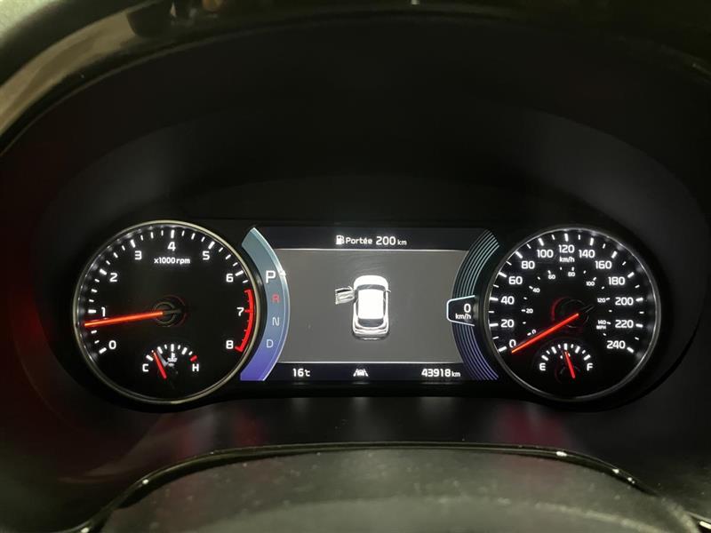 kia Seltos 2023 - 12