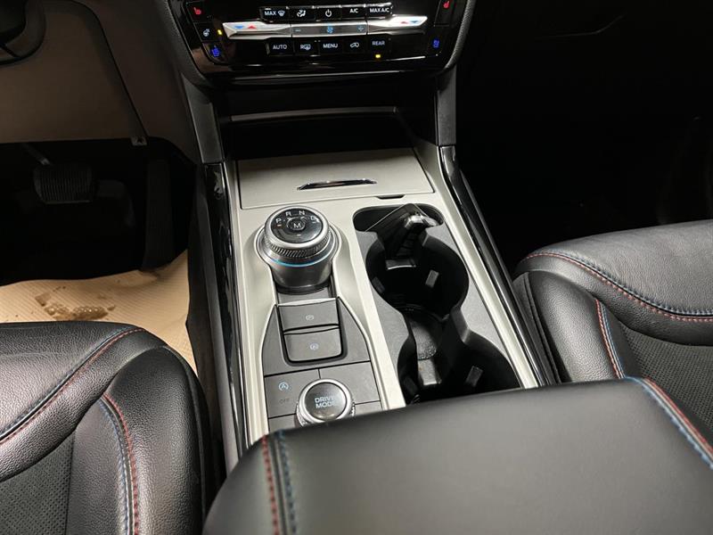 ford Explorer 2023 - 15