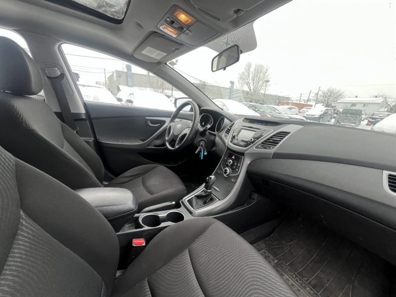 hyundai Elantra 2016 - 28