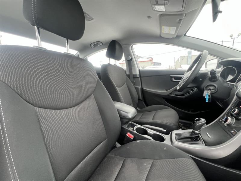 hyundai Elantra 2016 - 24