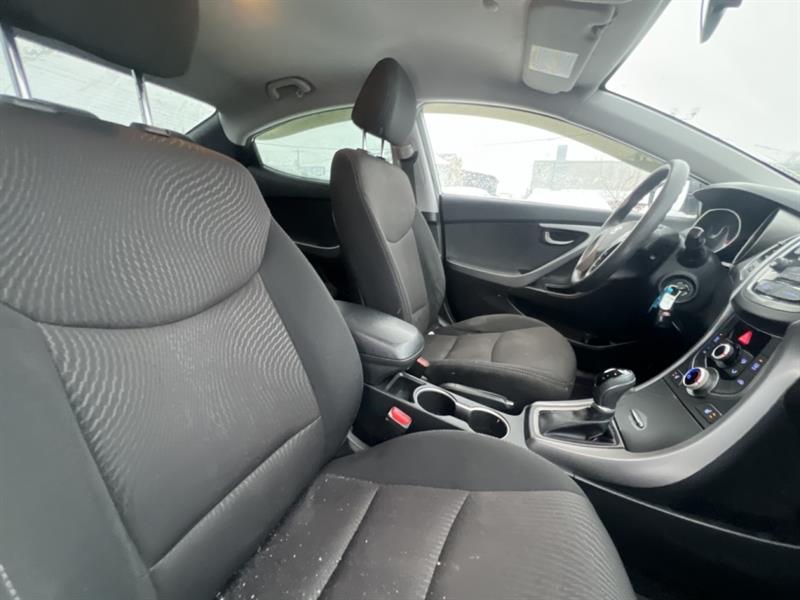 hyundai Elantra 2016 - 24