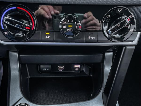 kia Seltos 2021 - 18