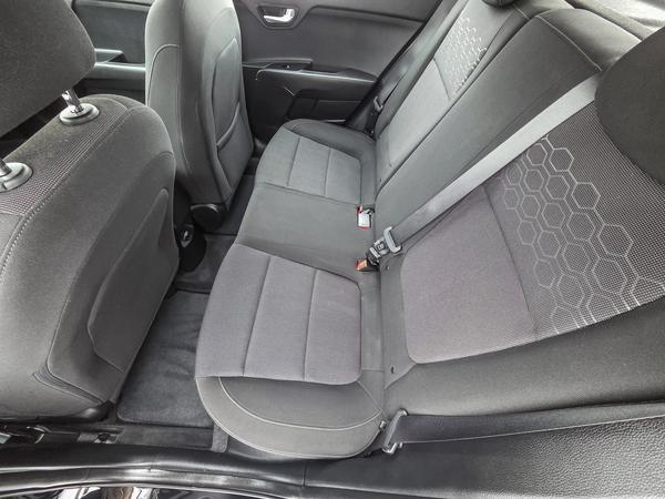 kia Rio 5 portes 2020 - 17