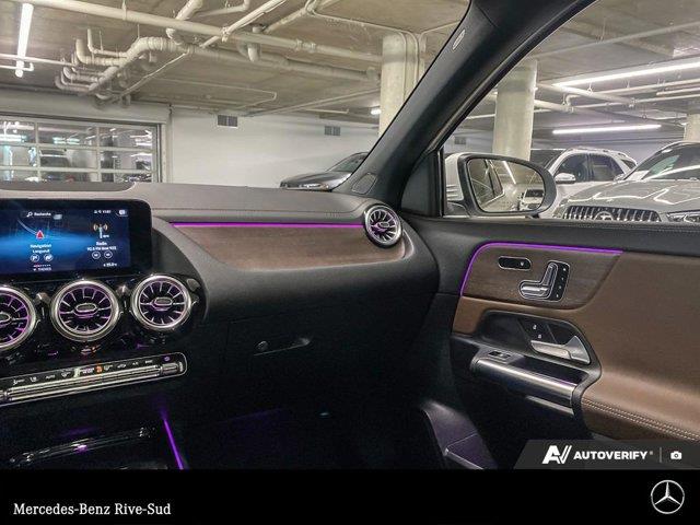 mercedes-benz GLA 2022 - 11