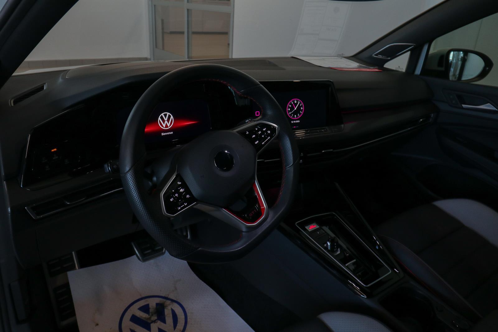 volkswagen Golf GTI 2023 - 11