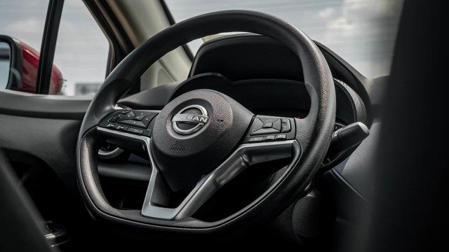 nissan Versa 2023 - 15