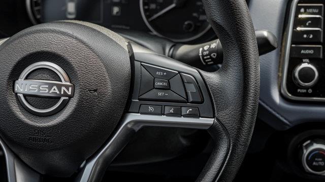 nissan Versa 2023 - 17