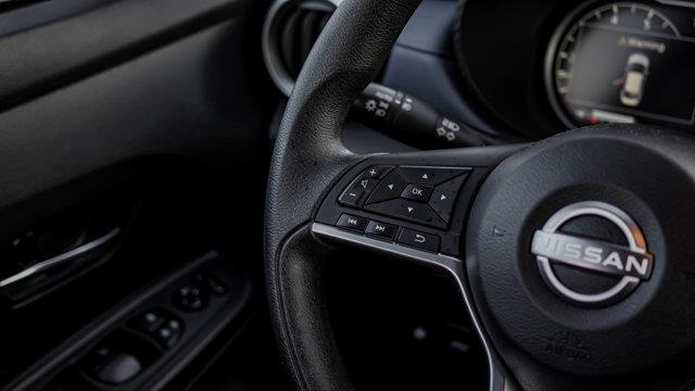 nissan Versa 2024 - 16