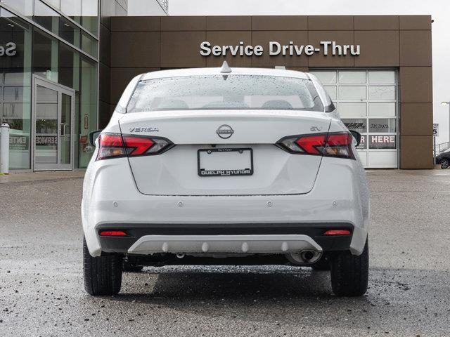 nissan Versa 2024 - 7