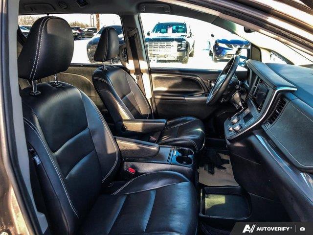 toyota Sienna 2017 - 21