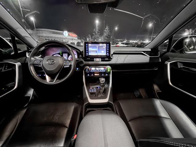 toyota RAV4 2021 - 11