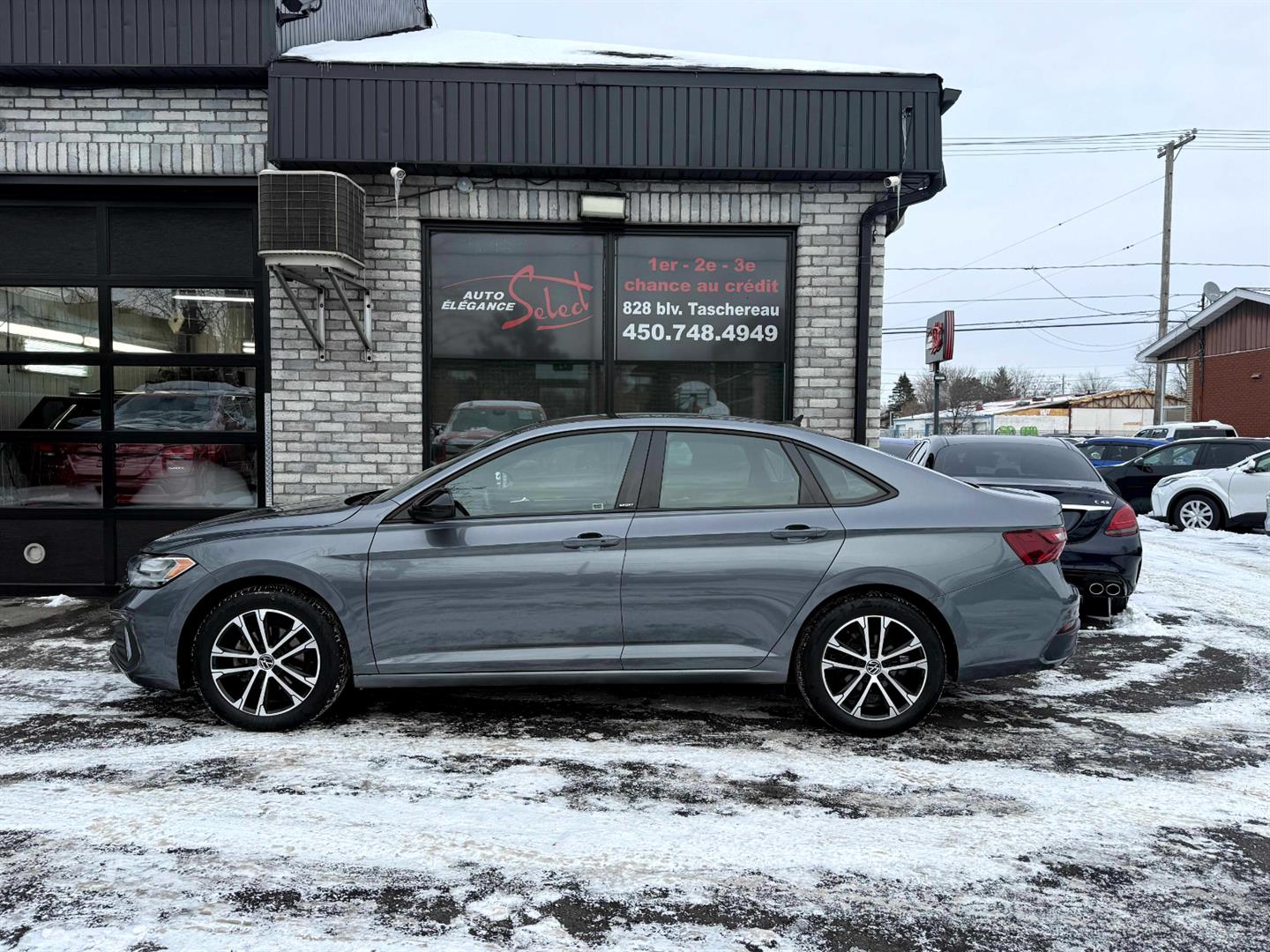 volkswagen Jetta 2023 - 11