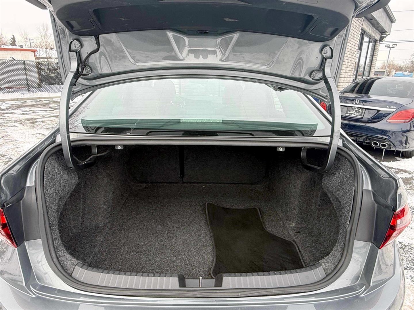 volkswagen Jetta 2023 - 14