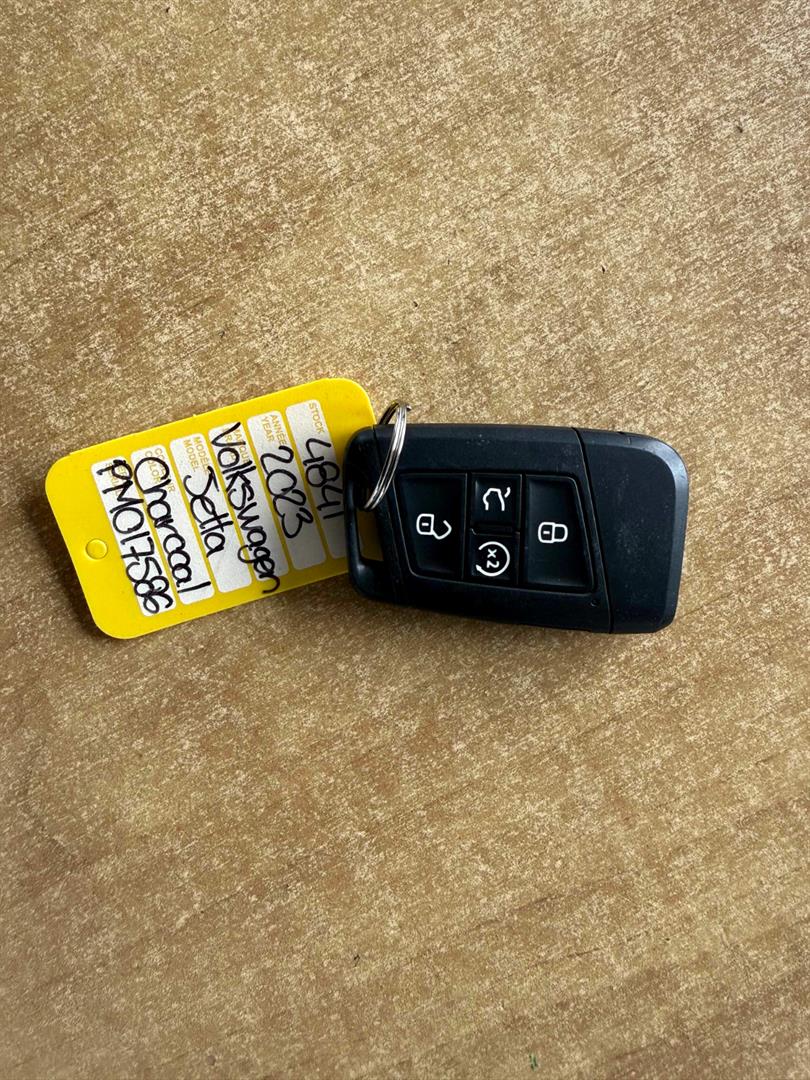 volkswagen Jetta 2023 - 15