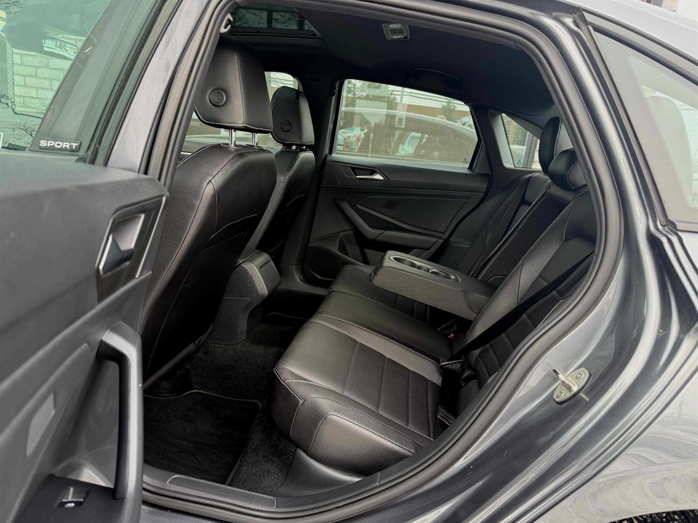 volkswagen Jetta 2023 - 29