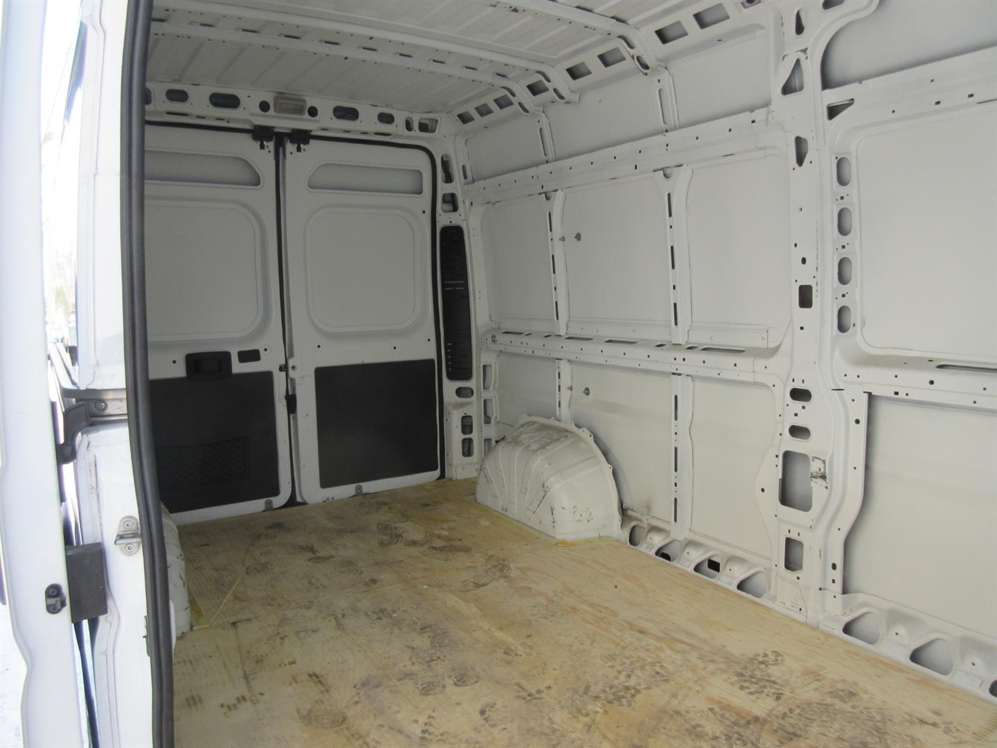 ram ProMaster fourgonnette utilitaire 2023 - 17