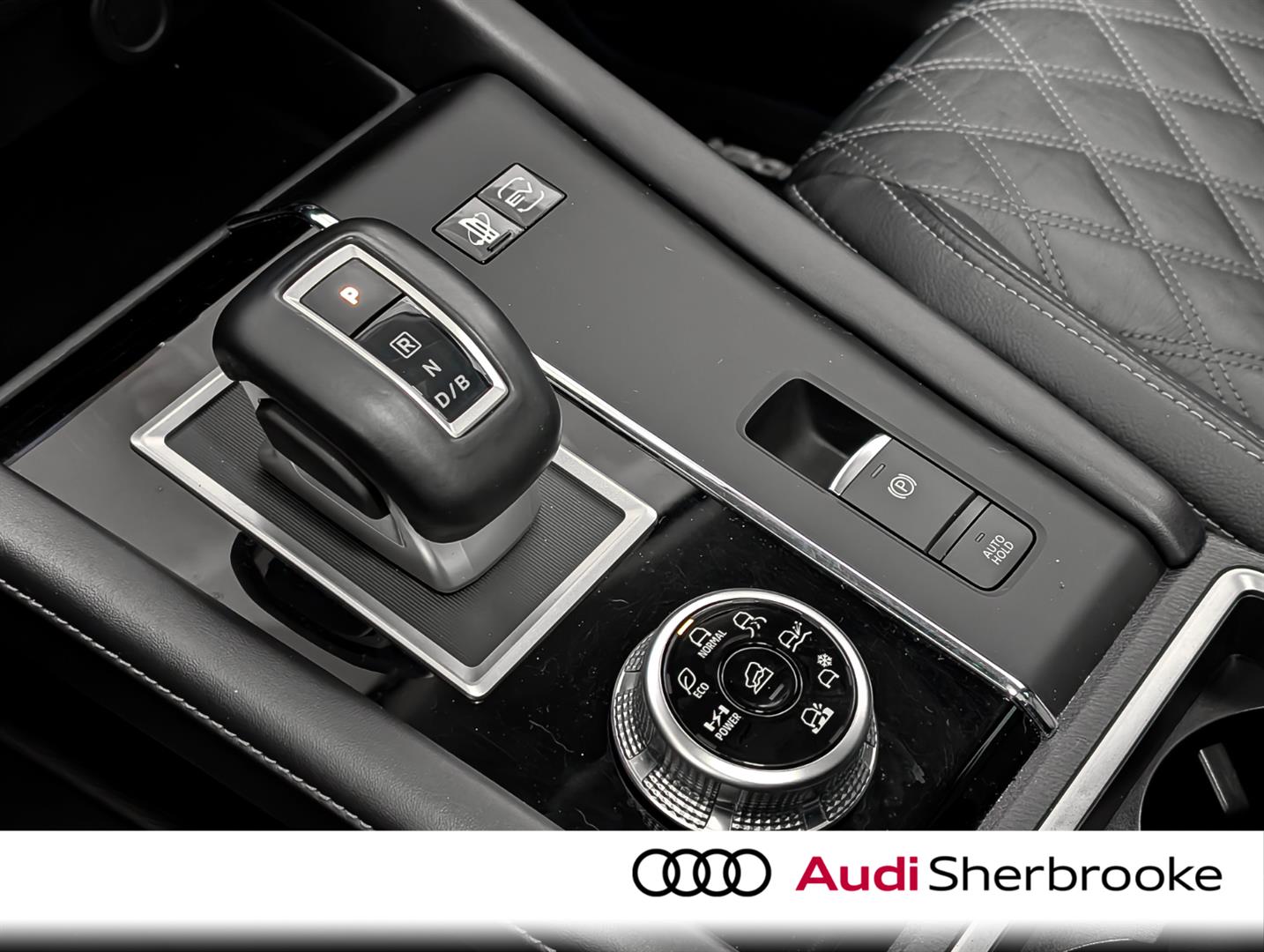 mitsubishi Outlander rechargeable 2023 - 16