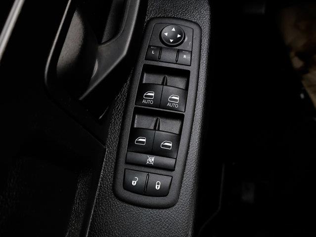 ram 1500 Classic 2023 - 17