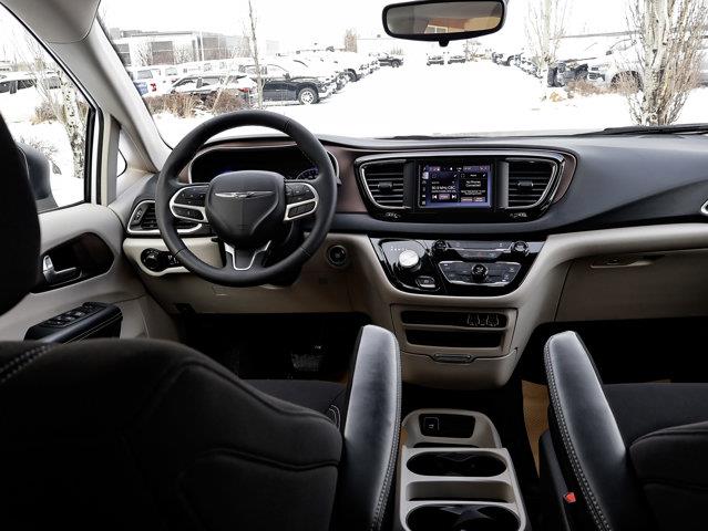 chrysler Grand Caravan 2024 - 28