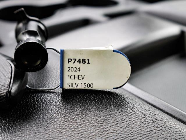 chevrolet Silverado 1500 2024 - 31