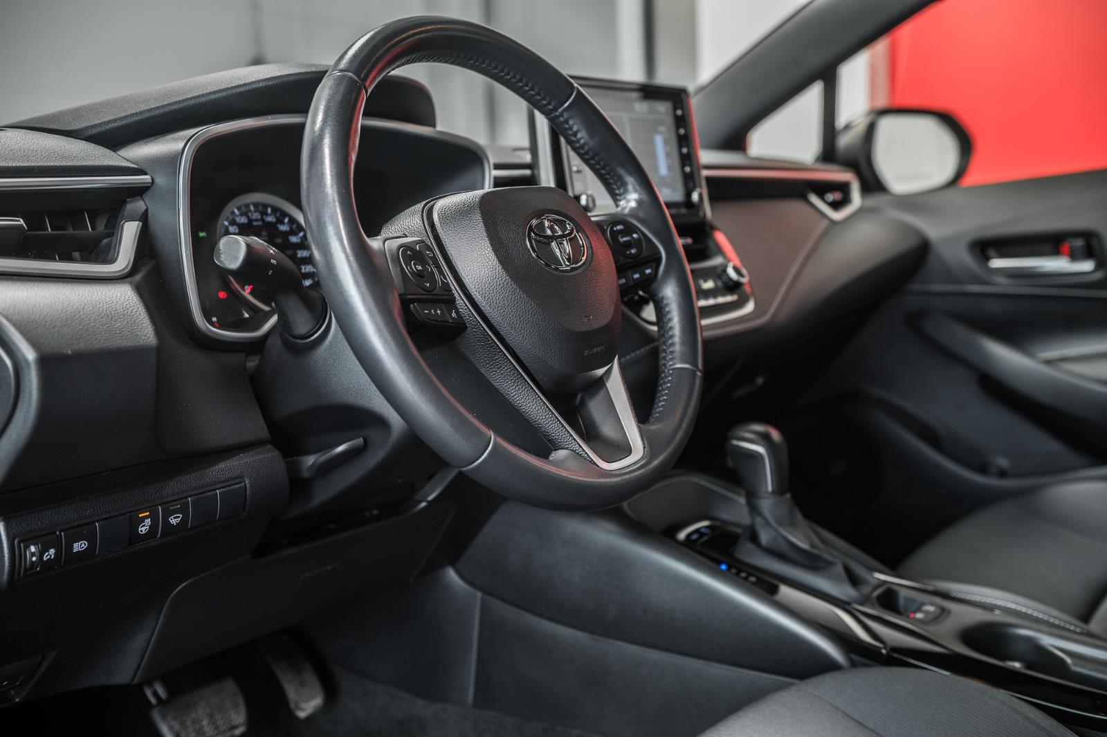 toyota Corolla Hatchback 2020 - 21