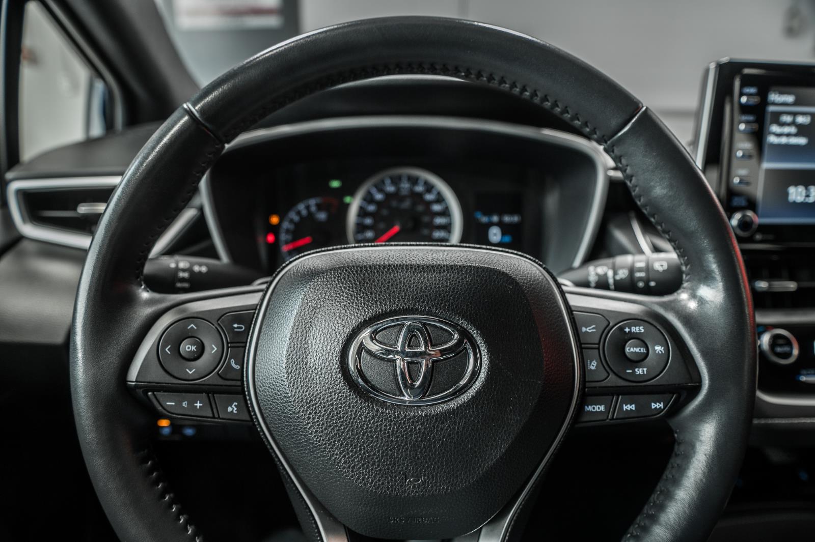 toyota Corolla Hatchback 2020 - 24