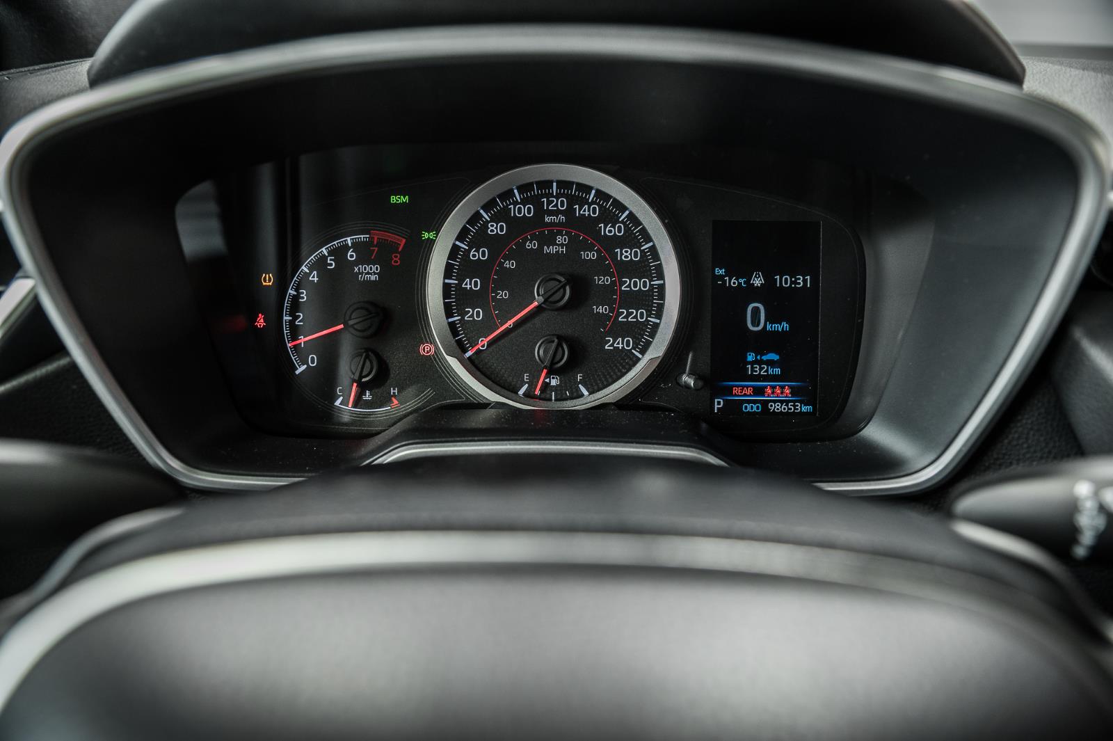 toyota Corolla Hatchback 2020 - 25