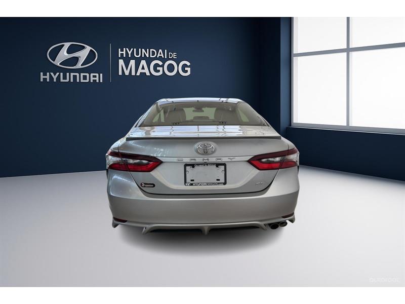 toyota Camry 2021 - 5