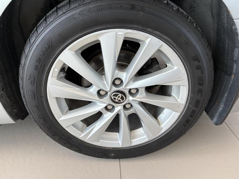 toyota Camry 2021 - 7