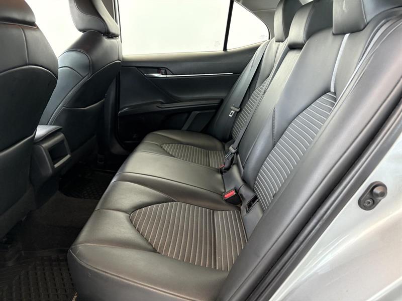 toyota Camry 2021 - 12