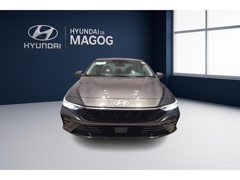 hyundai Elantra 2025 - 2