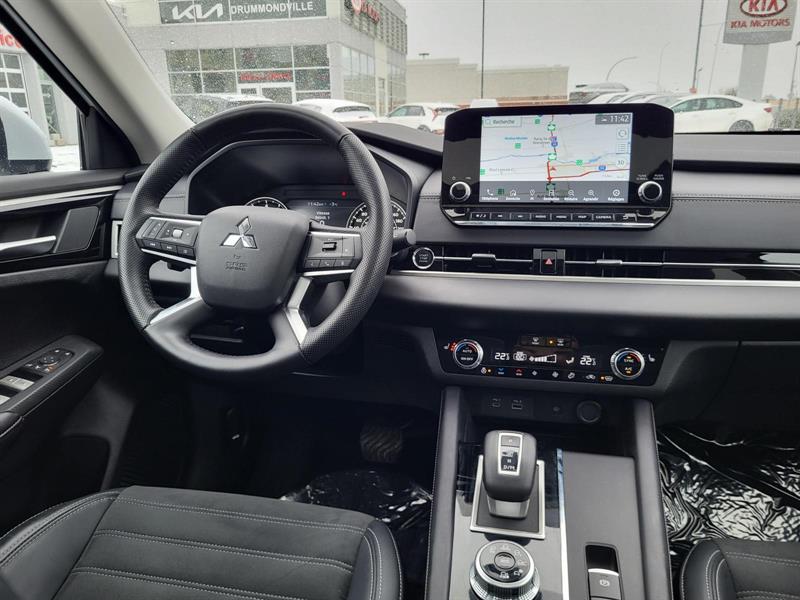 mitsubishi Outlander 2024 - 10