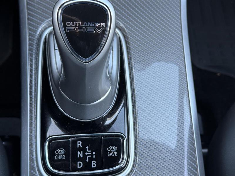 mitsubishi Outlander rechargeable 2020 - 20