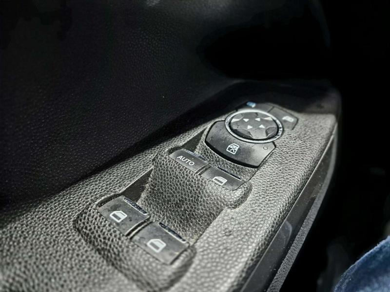 ford EcoSport 2018 - 18