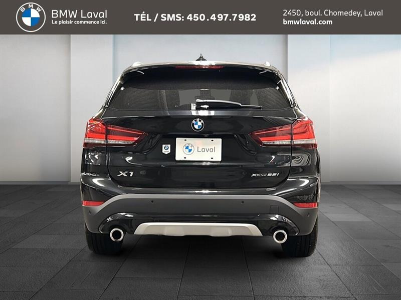 bmw X1 2021 - 8