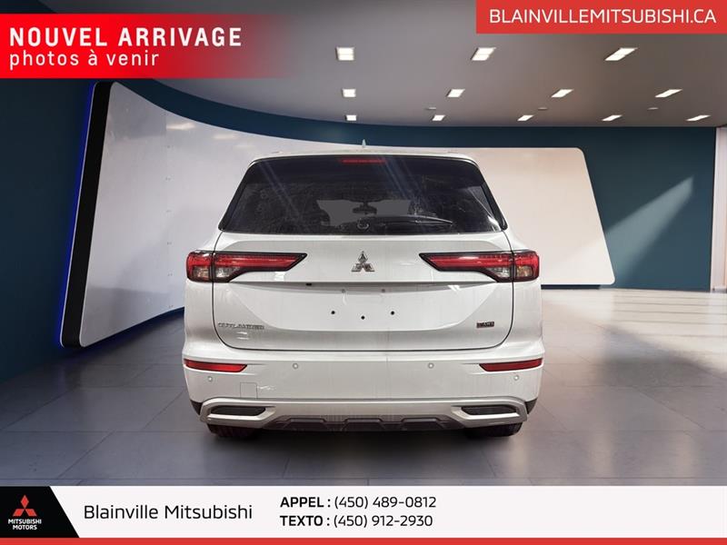 mitsubishi Outlander 2024 - 9