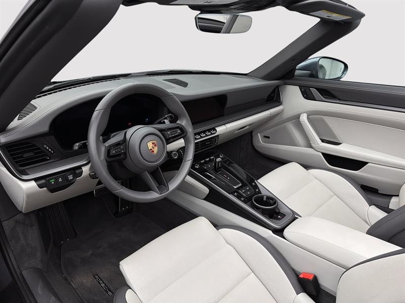 porsche 911 2025 - 16