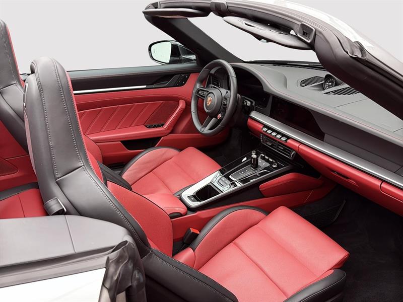 porsche 911 2025 - 29