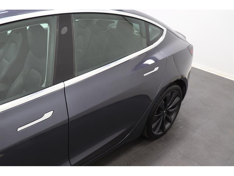 tesla Model 3 2020 - 4