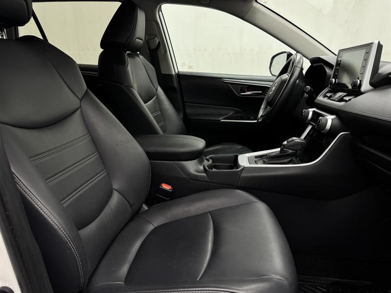 toyota RAV4 2019 - 32